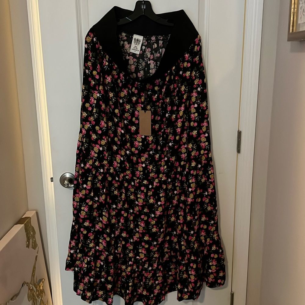Queen the label maxi skirt NWT